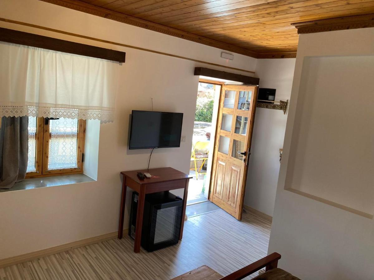 Sokaku I Te Marreve Guesthouse Gjirokastra Kültér fotó