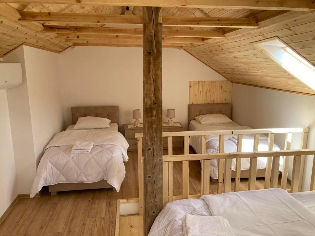 Sokaku I Te Marreve Guesthouse Gjirokastra Kültér fotó