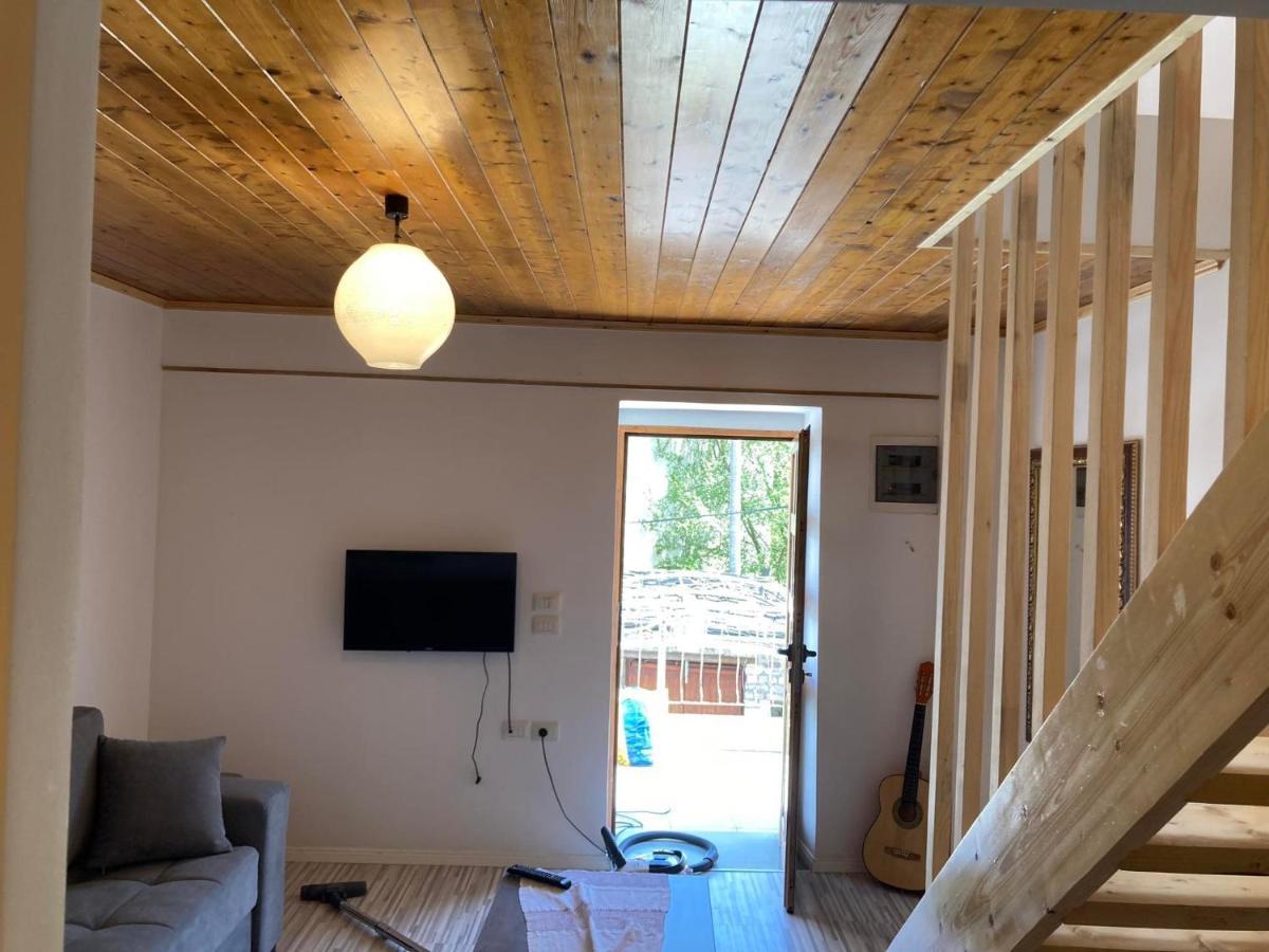 Sokaku I Te Marreve Guesthouse Gjirokastra Kültér fotó
