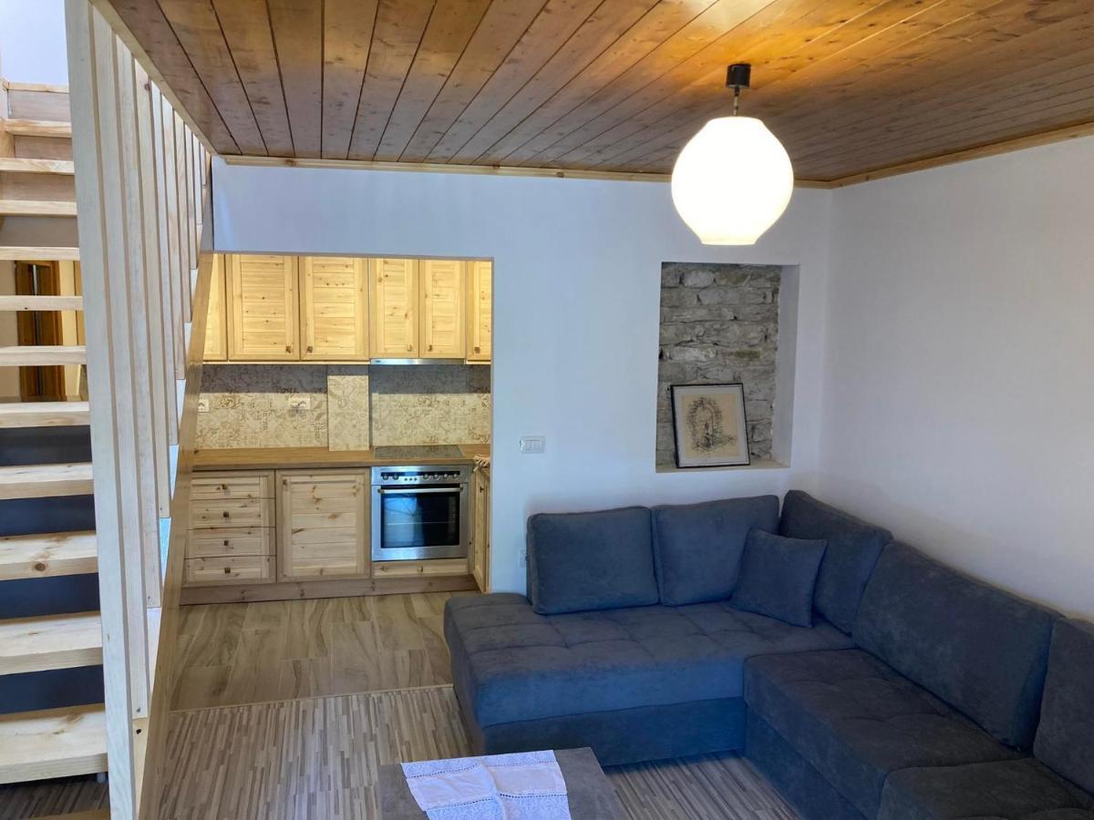 Sokaku I Te Marreve Guesthouse Gjirokastra Kültér fotó