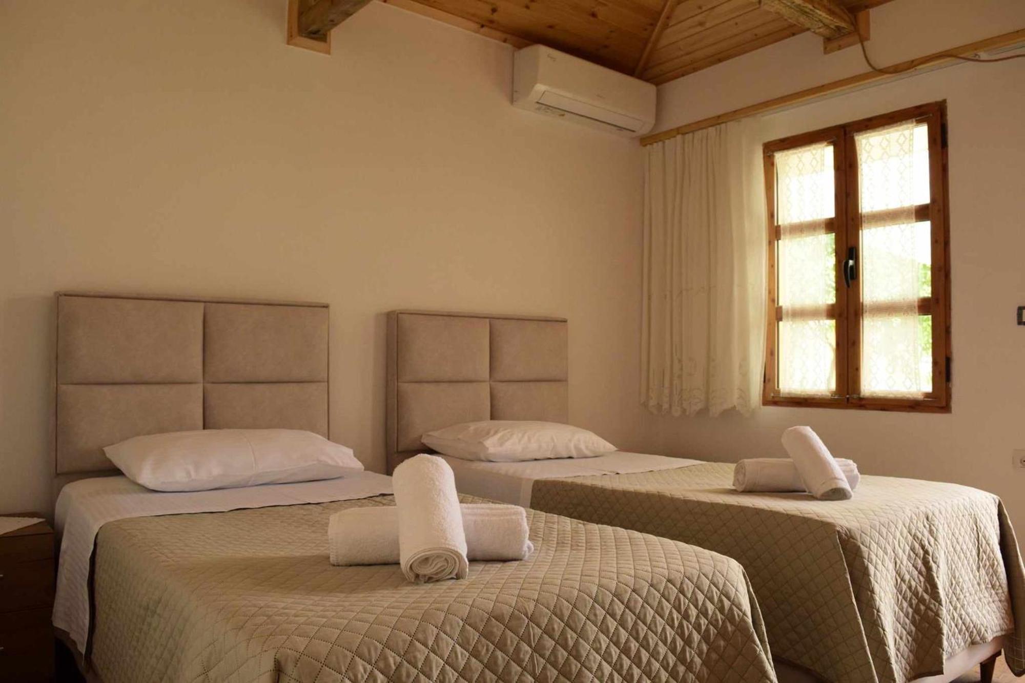 Sokaku I Te Marreve Guesthouse Gjirokastra Kültér fotó