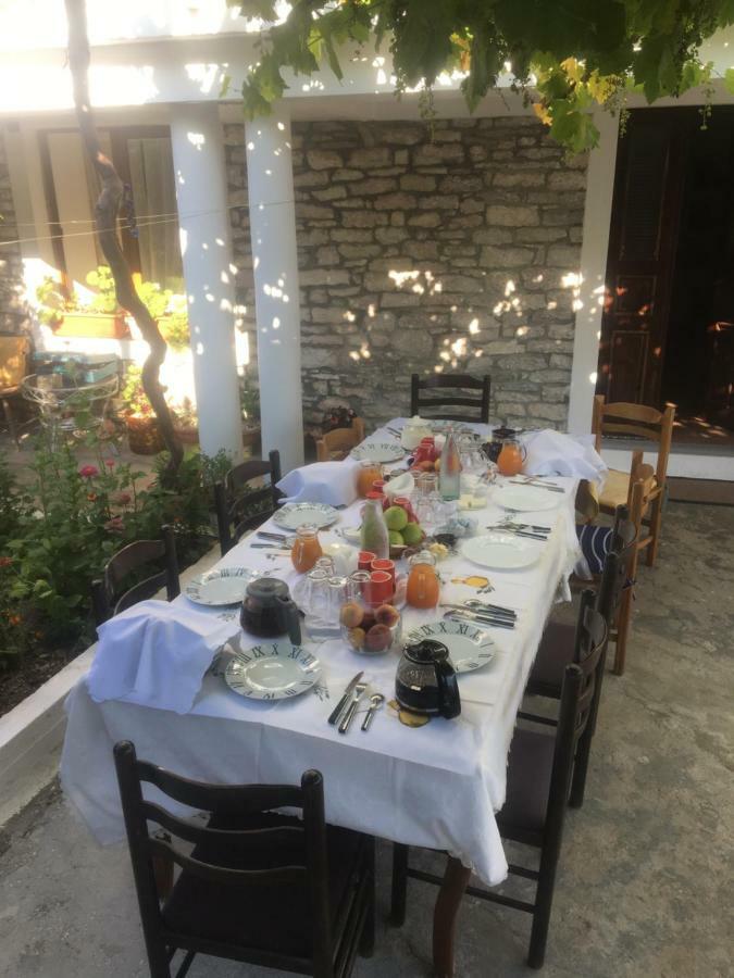 Sokaku I Te Marreve Guesthouse Gjirokastra Kültér fotó